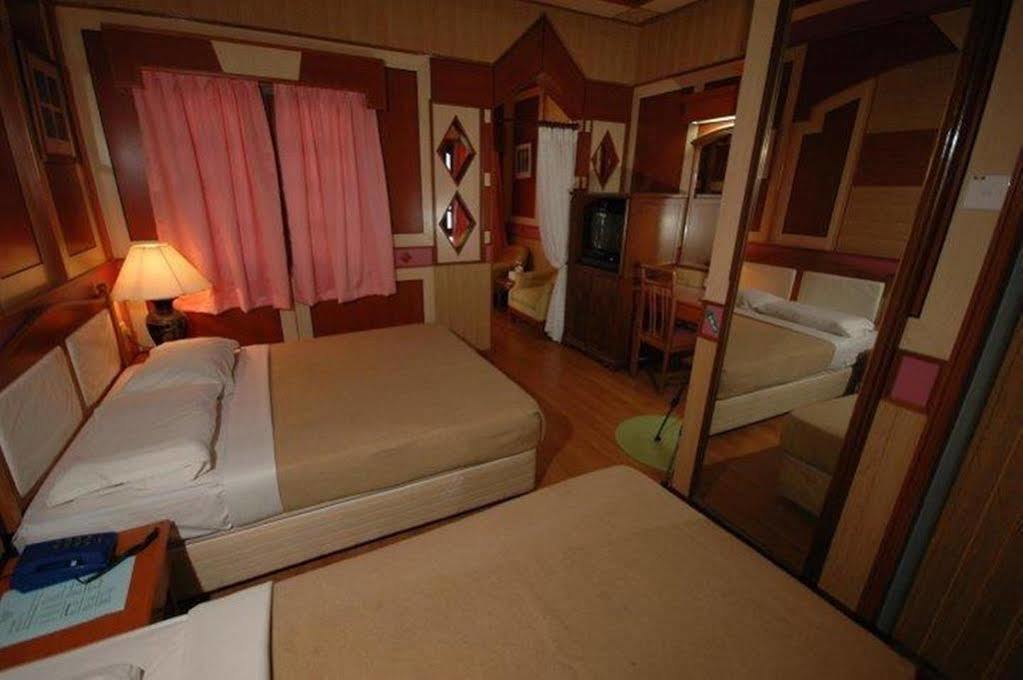 Shari La Island Resort Kampong Pasir Hantu Exteriér fotografie